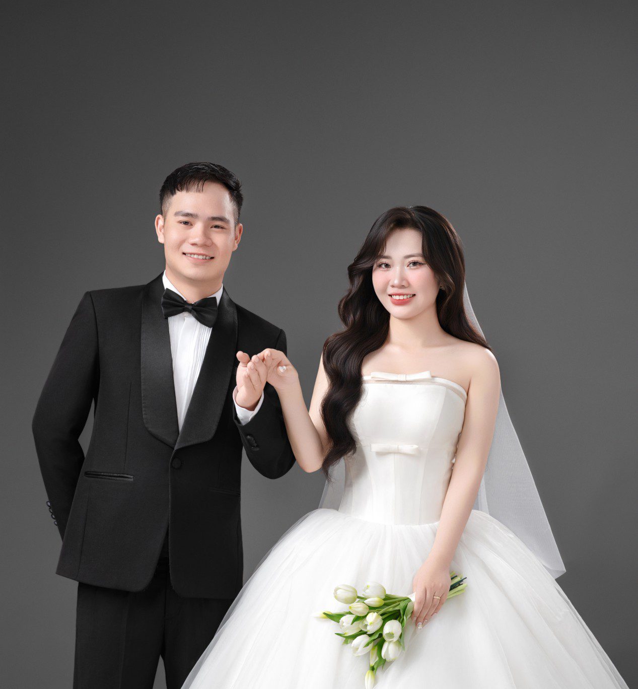 TRUNG HIẾU & THU UYÊN